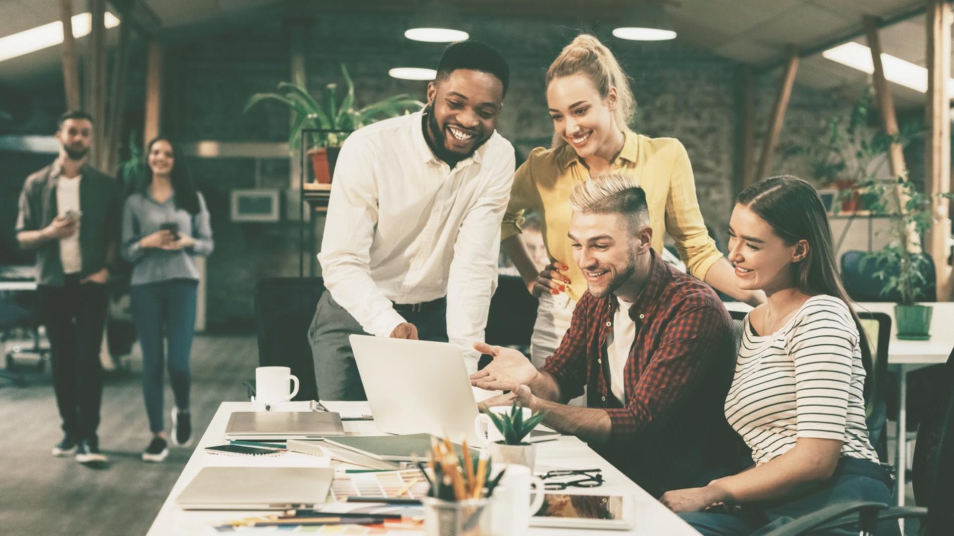 Análisis de datos de palabras clave en pantallas profesionales